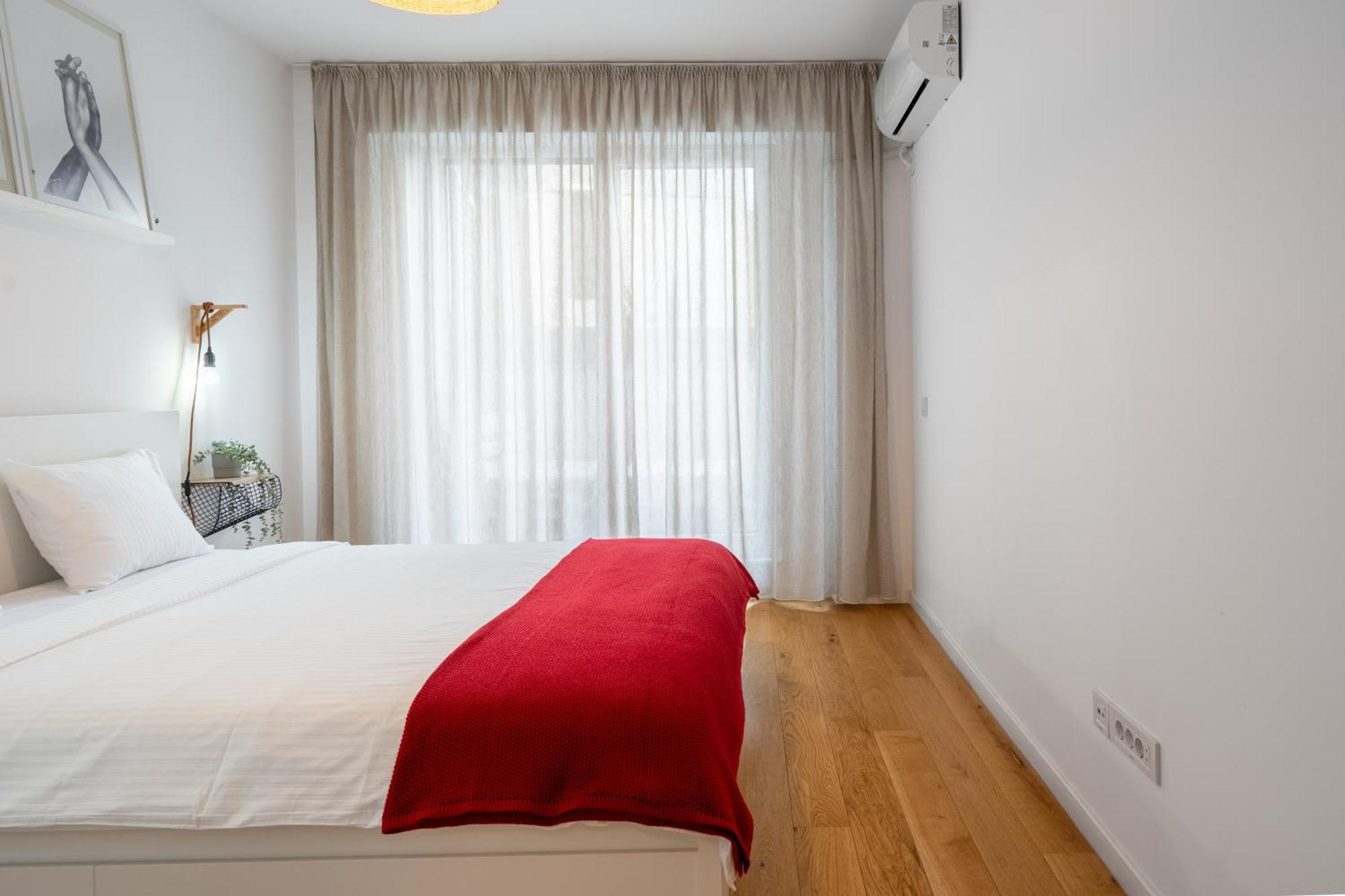 Papini'S Apartment -Apartment With Big Terrace ブカレスト エクステリア 写真